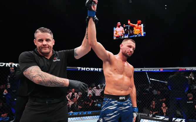 UFC Abu Dhabi bonuses and aftermath: Reinier de Ridder survives Robert Whittaker onslaught, Sharabutdin Magomedov earns $50K and more