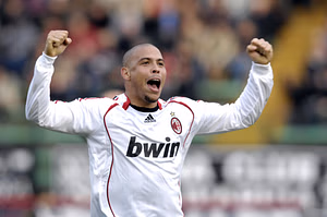 “When he was born, God said, 'My friend, you’re going to become the best ever’” - Ronaldo Nazario hailed as greatest by ex-teammate