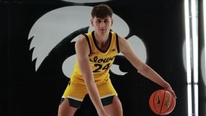 Iowa Hawkeyes receive major boost as 4-star PF Trey Thompson commits to Iowa and reclassifies
