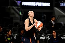 "She’s headed for a $25 fine" - WNBA fans react to Paige Bueckers mocking referee with savage glasses offer after late call