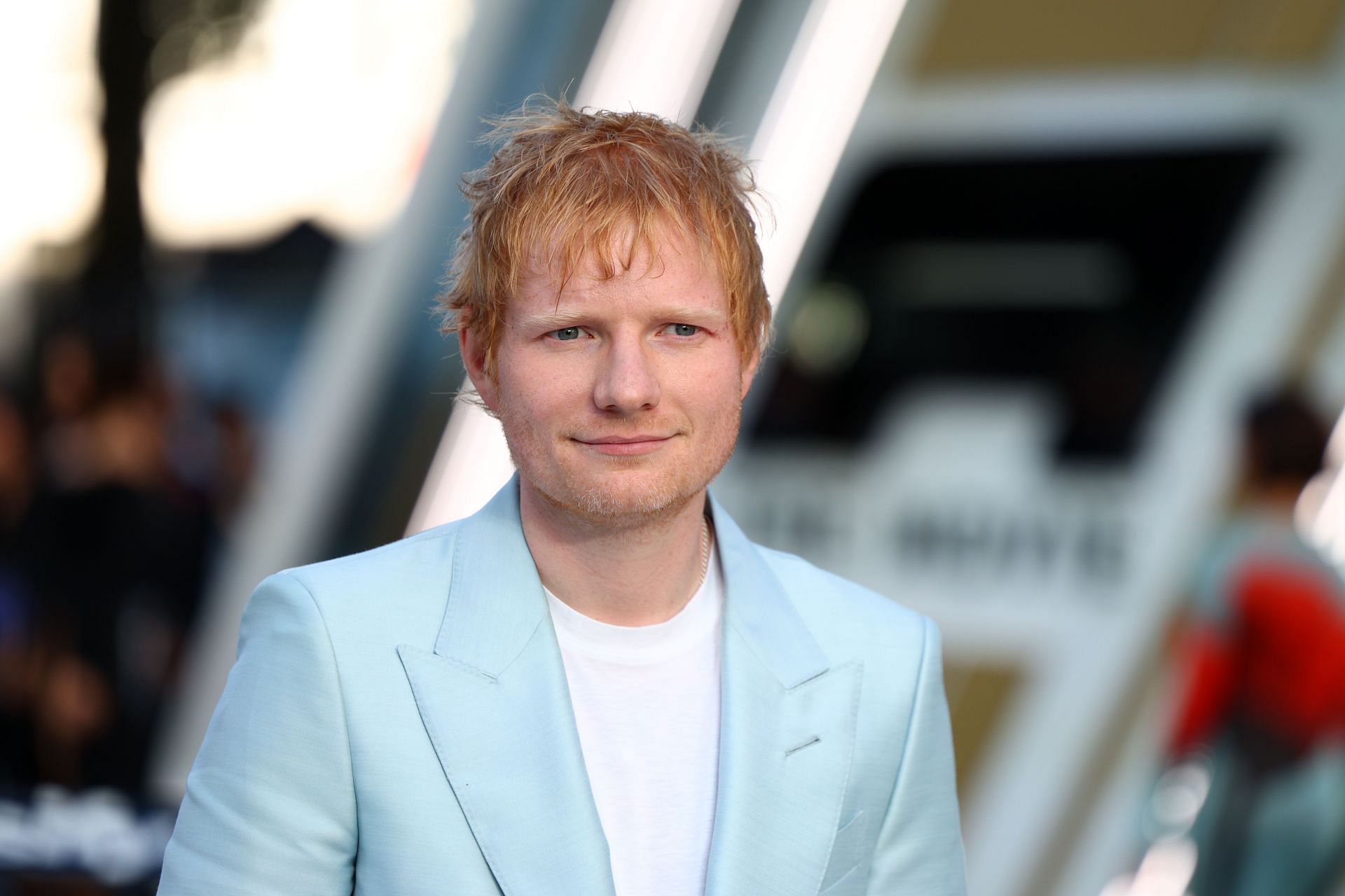 Team India fans take selfies with Ed Sheeran’s lookalike at Old Trafford stadium amid ENG vs IND 2025 Manchester Test [Watch]