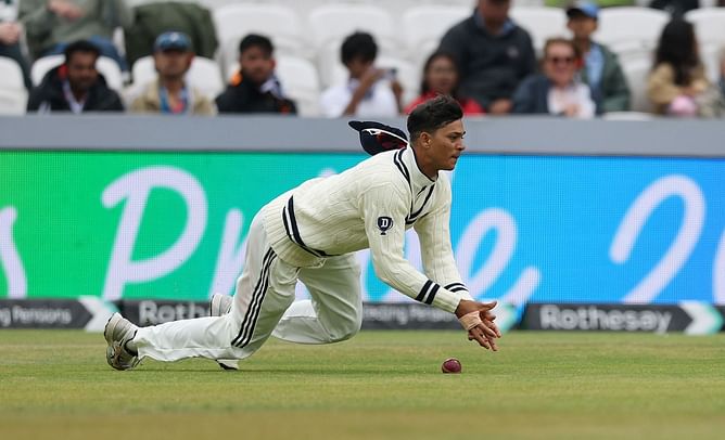 "Went to the pharmacy and got a non-greasy hand sanitizer" - Former India coach trolls Gill and co. over poor catching in 1st ENG vs IND 2025 Test