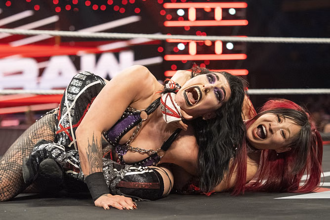 Rhea Ripley to lose at WWE Evolution after highly anticipated return of top superstar? Exploring the possibility