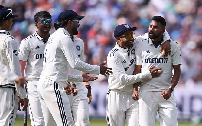 Mohammed Siraj removes Brydon Carse for a duck as India take excellent review on Day 3 of ENG vs IND 2025 2nd Test [Watch]