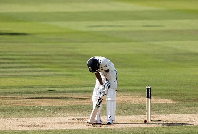 "Faced more deliveries than most batters, Chin up Sir Viv Siraj" - Fans react after Mohammed Siraj's valiant performance in 3rd ENG vs IND 2025 Test