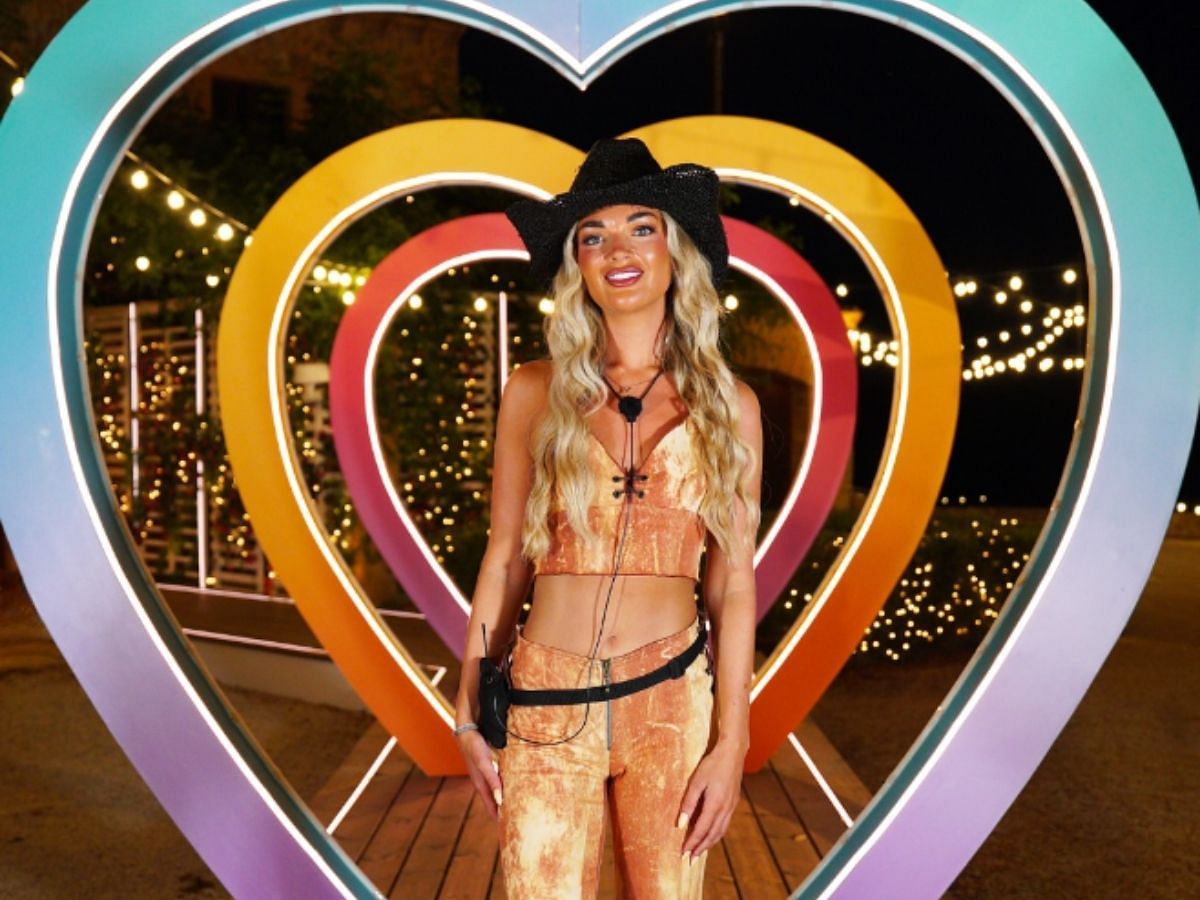 Love Island UK star Helena (Image via Instagram/@loveisland)
