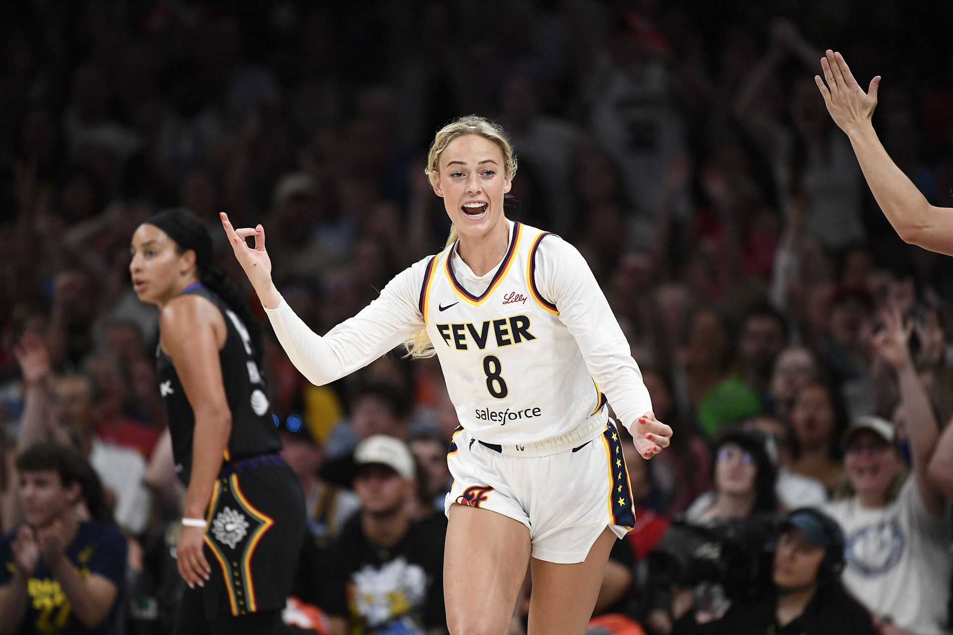 WNBA: JUL 15 Indiana Fever at Connecticut Sun - Source: Getty