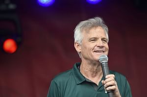 Kenny Wallace shares his no-nonsense verdict on NASCAR’s "voodoo man"