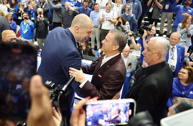 "Can Tyran Stokes shake up the recruiting game?": Fans react as Mark Pope's Kentucky gains edge over John Calipari's Arkansas