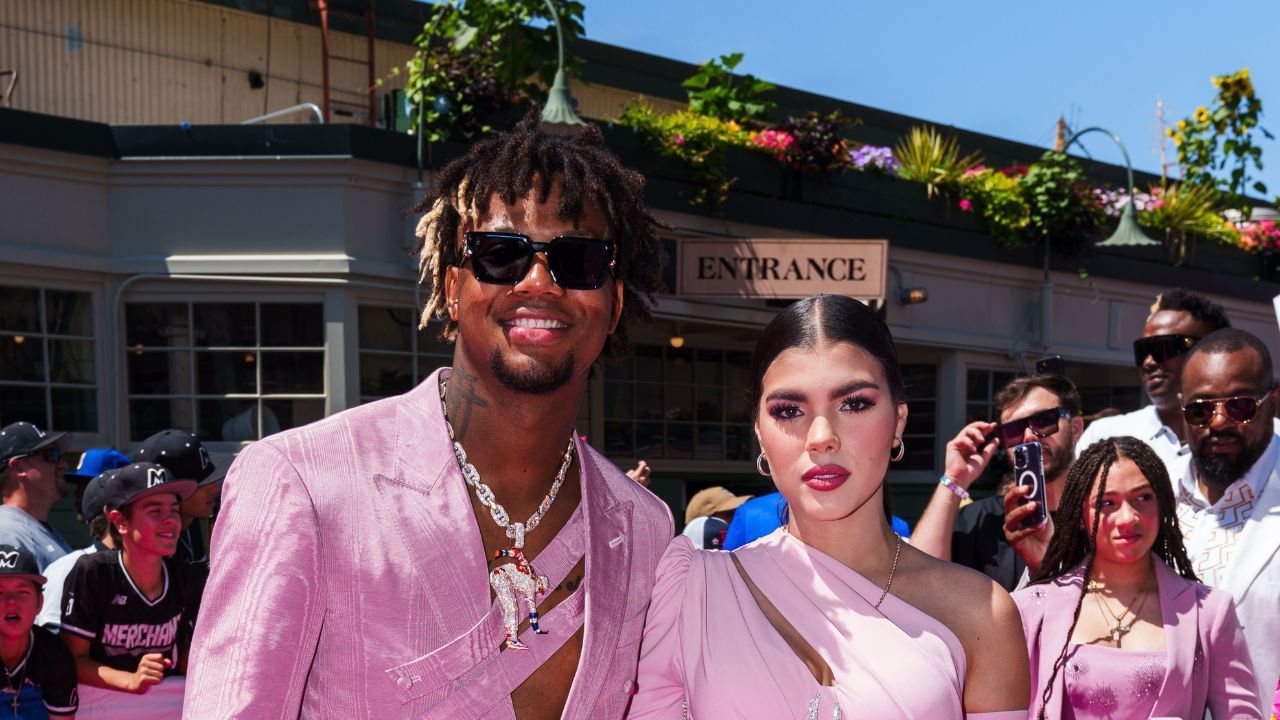 Ronald Acu&ntilde;a Jr.&rsquo;s son Jamal proves he&rsquo;s dad&rsquo;s no. 1 fan, wife Maria Laborde captures the moment