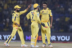 "Even someone like Rahul Dravid was let go by RCB"- Former India captain reacts to rumors of R Ashwin and CSK parting ways