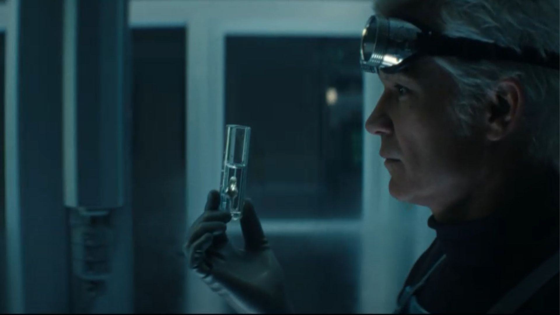 Kirsh conducting his experiment (Image via Hulu)
