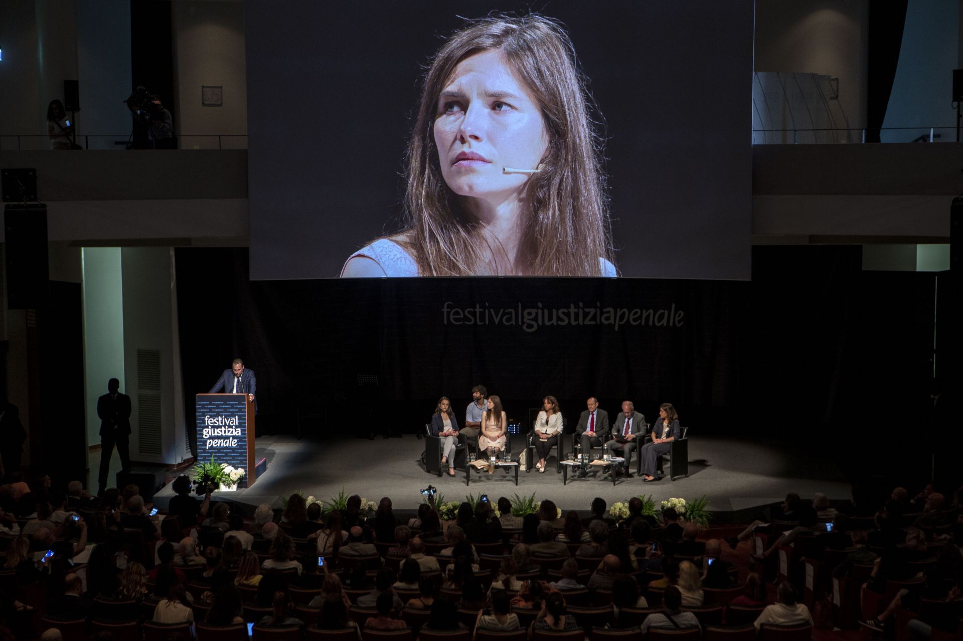 Amanda Knox Addresses The Italy Innocence Project&quot;n - Source: Getty