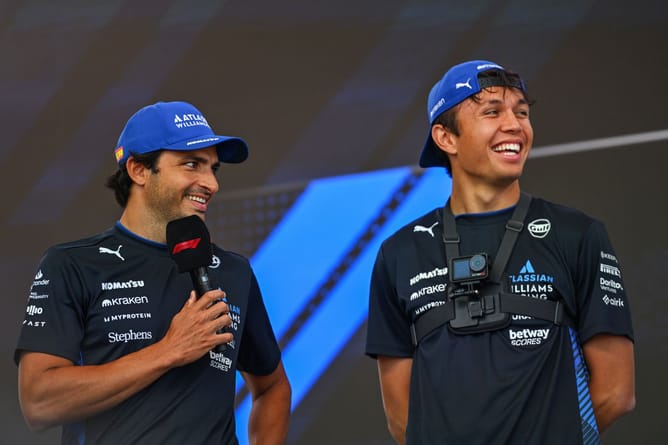Alex Albon opens up about Williams' spotlight shifting to Carlos Sainz as soon as he was announced as his teammate