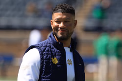 "This guy's hand is on everything," "Decent form as well": CFB fans impressed as Notre Dame’s Marcus Freeman punts volleyball during practice