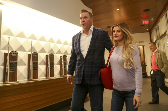 Chipper Jones' wife Taylor turns up the glamor in backless baby pink dress while soaking up Italy's coastal beauty