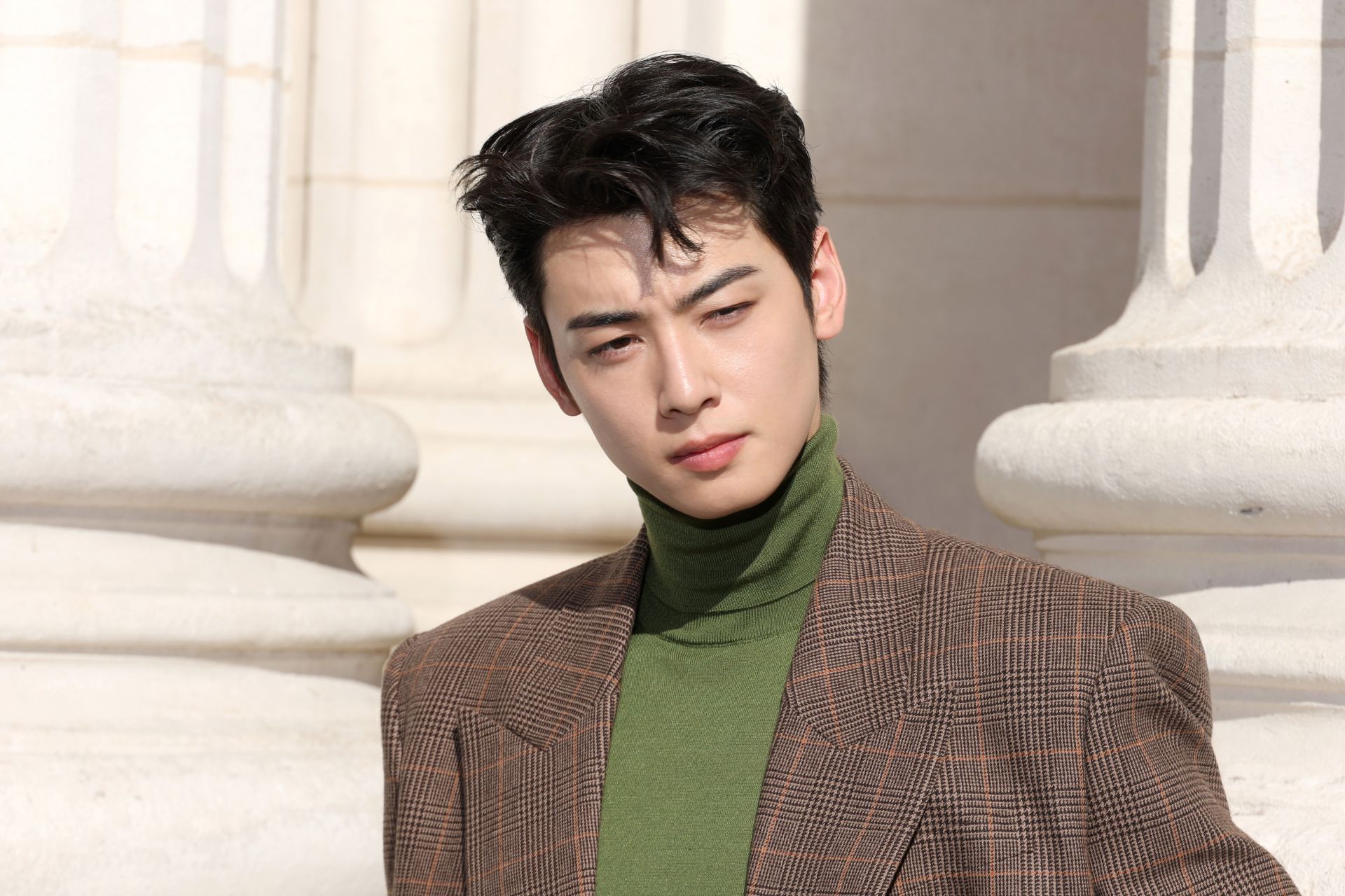 Saint Laurent: Photocall - Paris Fashion Week - Menswear Spring/Summer 2026 - Source: Getty