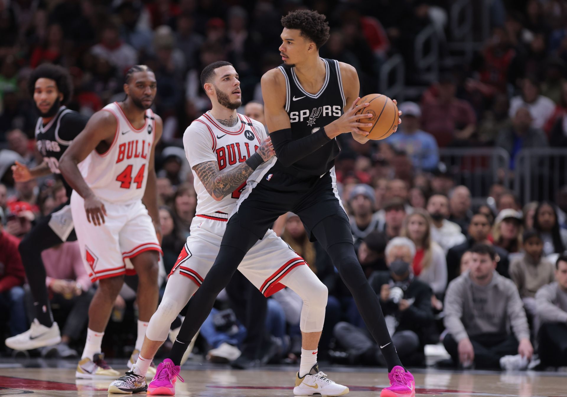 NBA: JAN 06 Spurs at Bulls - Source: Getty