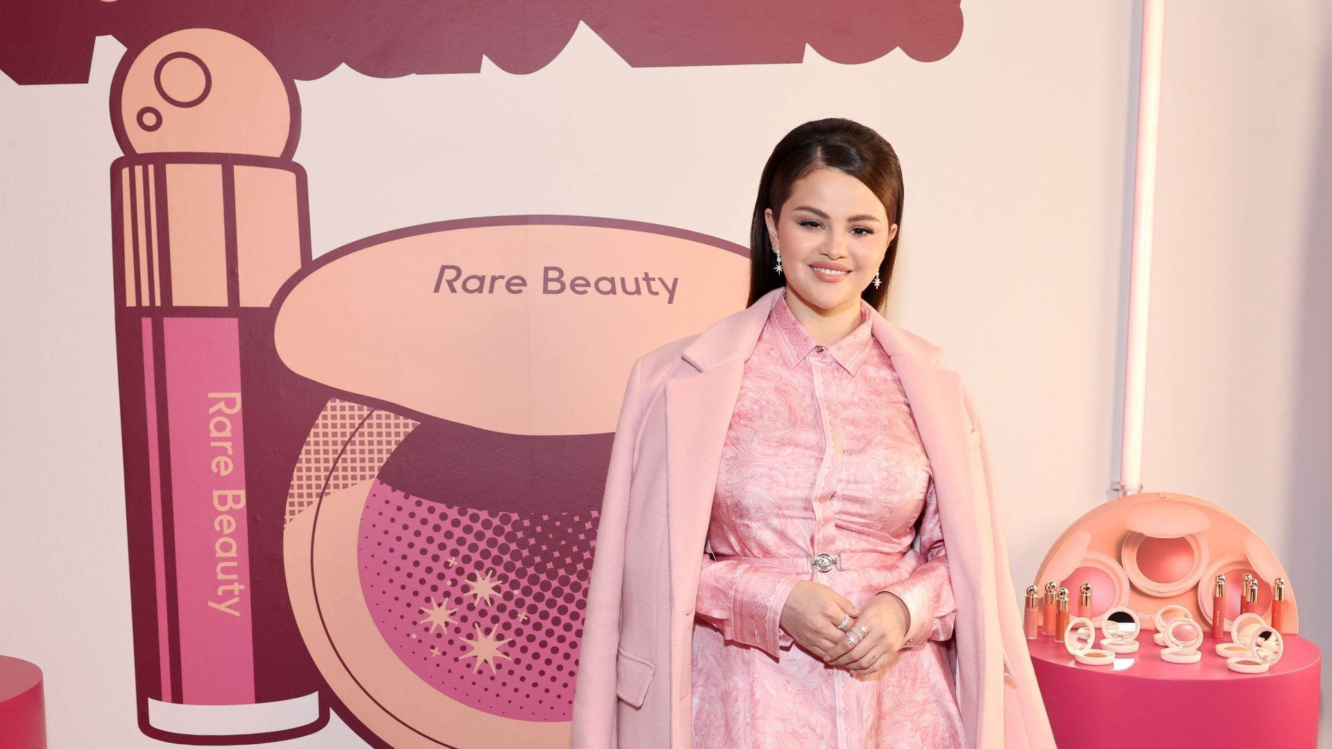 Selena Gomez Celebrates The Launch Of Rare Beauty&#039;s Soft Pinch Luminous Powder Blush Collection (Image via Getty)