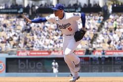 Freddie Freeman's wife, Chelsea, celebrates as Dodgers superstar launches 3-run HR bomb with son's name on bat