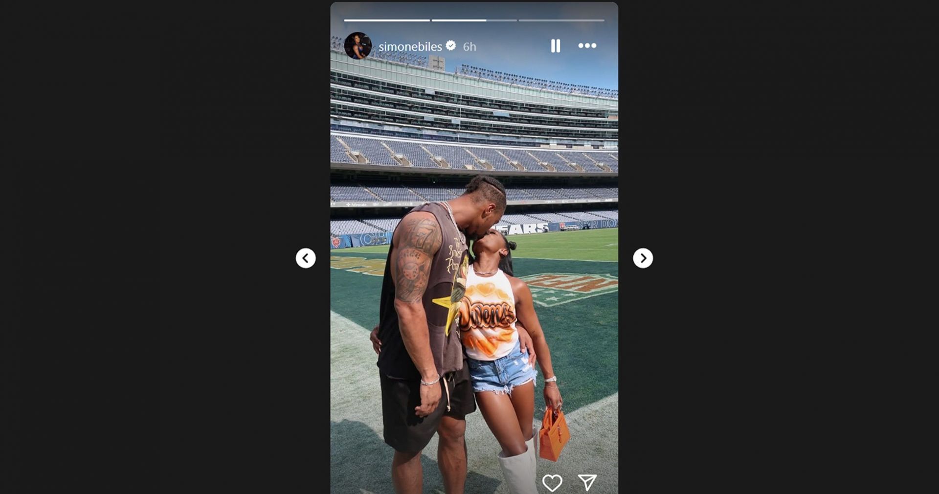 Simone Biles shows love for Jonathan Owens/@simonebiles