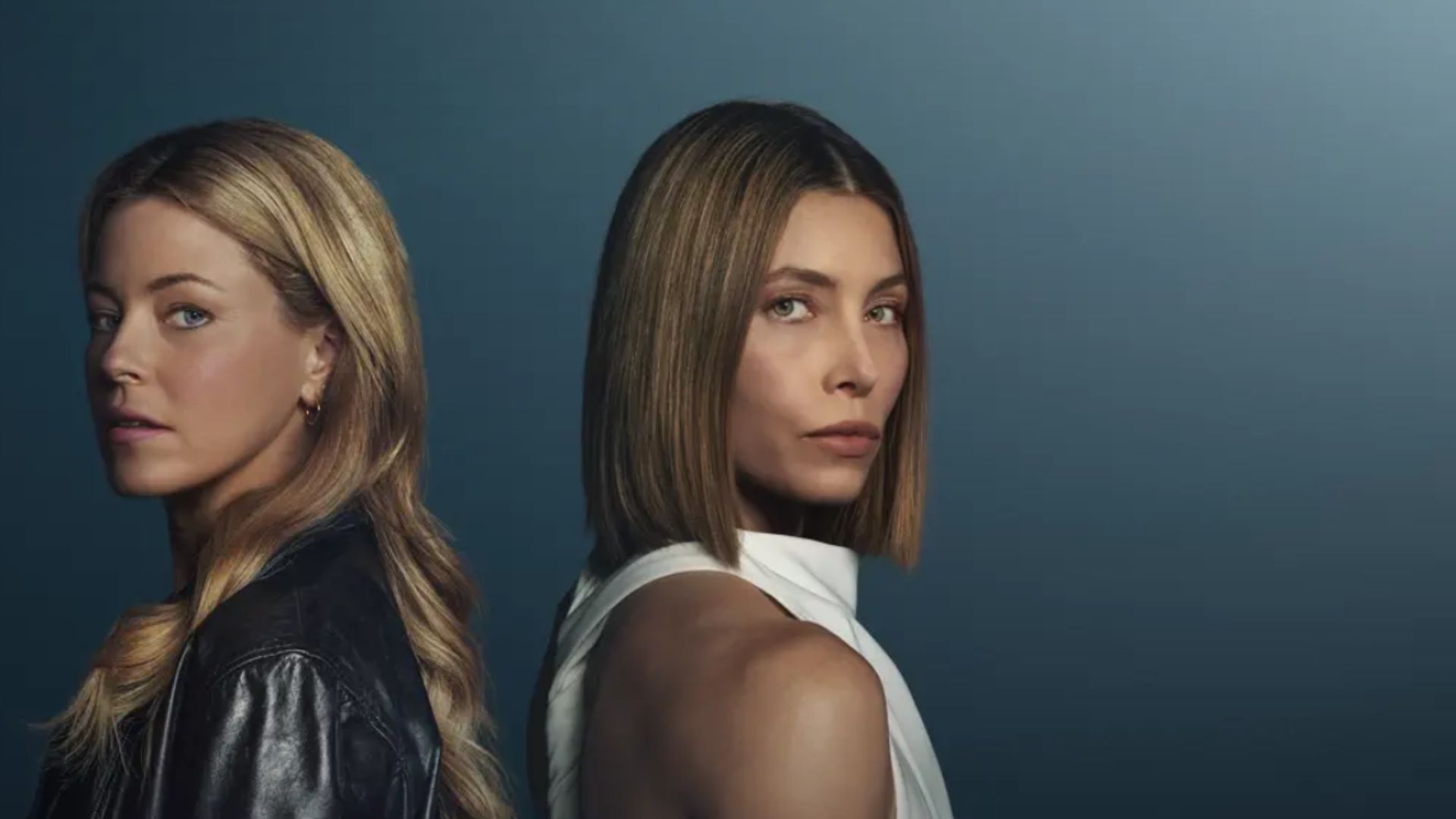  Elizabeth Banks and Jessica Biel in The Better Sister (Image via Amazon Prime Video)