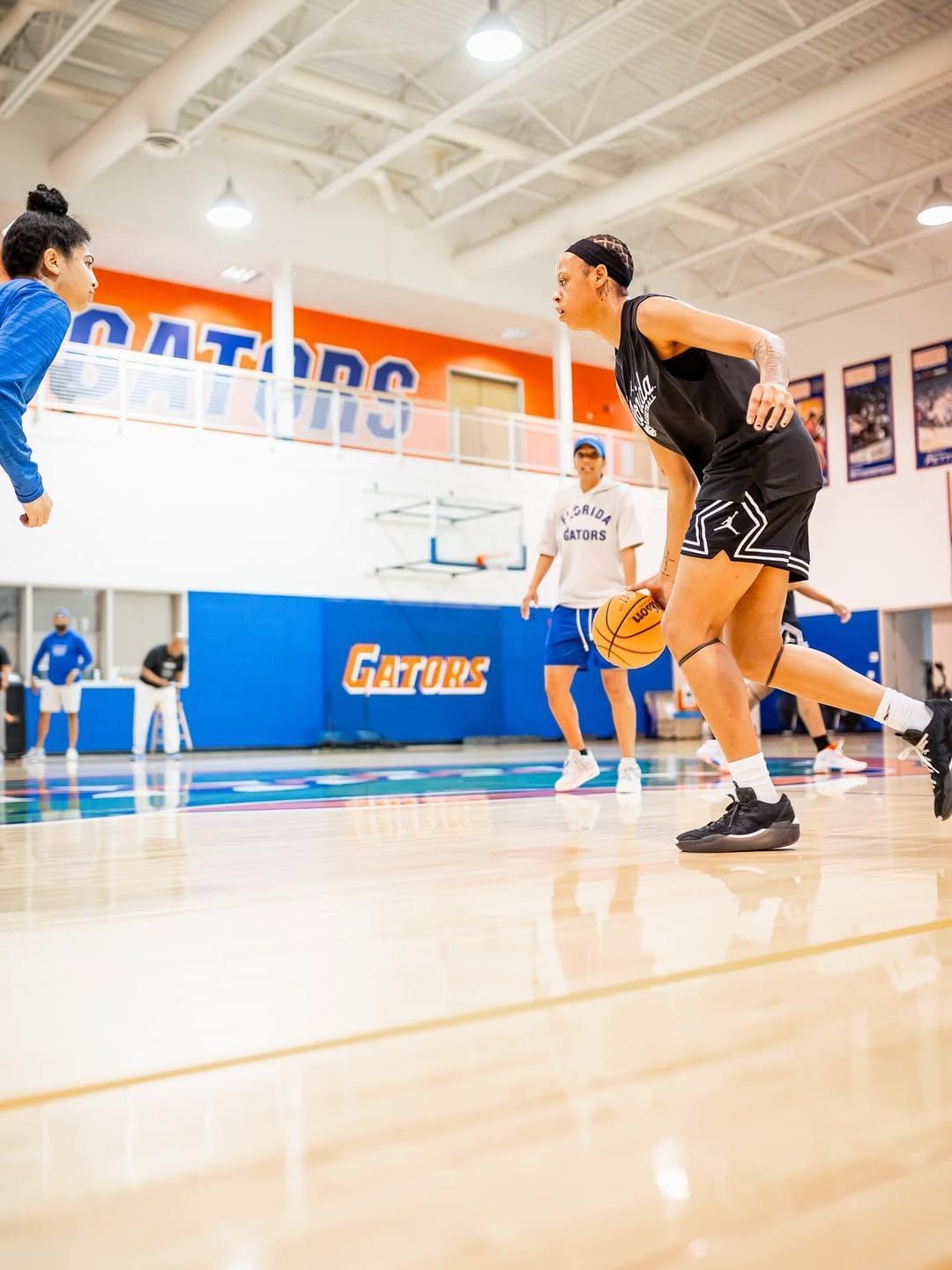 Shaquille O&#039;Neal&#039;s daughter Me&#039;Arah O&#039;Neal practicing in the gym (Image via Instagram @mearahoneal_)