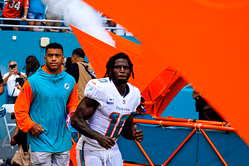 "He's not a guy that you want to look off": Cam Newton warns Tua Tagovailoa after Dolphins QB's rift with Tyreek Hill