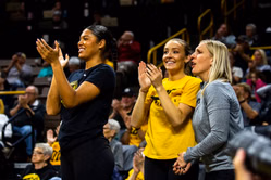 WATCH: Iowa star Jada Gyamfi goes casual before spending the day with teammate Kylie Feuerbach