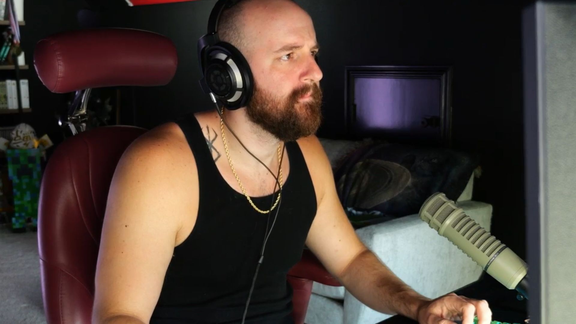 Tectone hinted at potential legal action against Denims during a recent broadcast (Image via Tectone/Twitch)