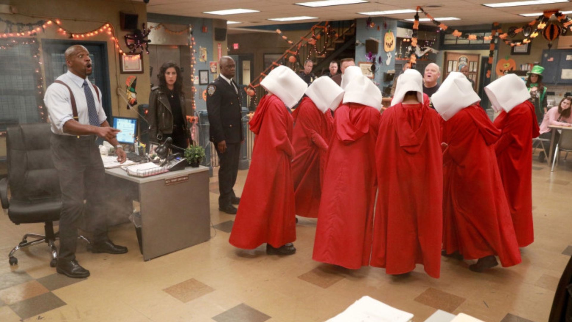A still from Brooklyn Nine-Nine S5EP4 (Image via Universal)