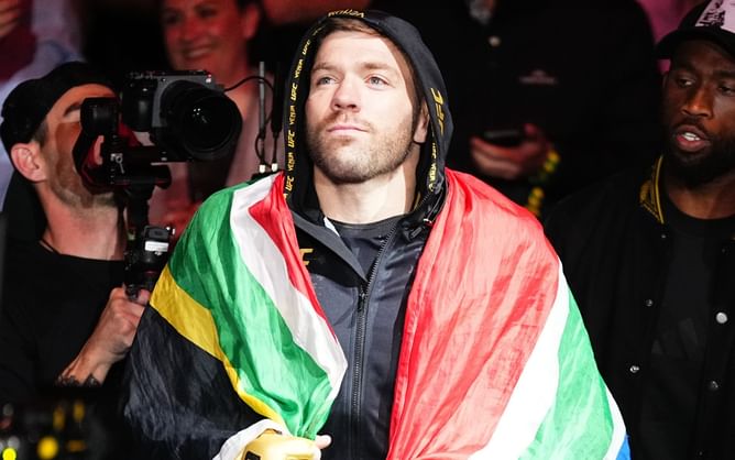 Coach reveals Dricus du Plessis' potential UFC return timeline