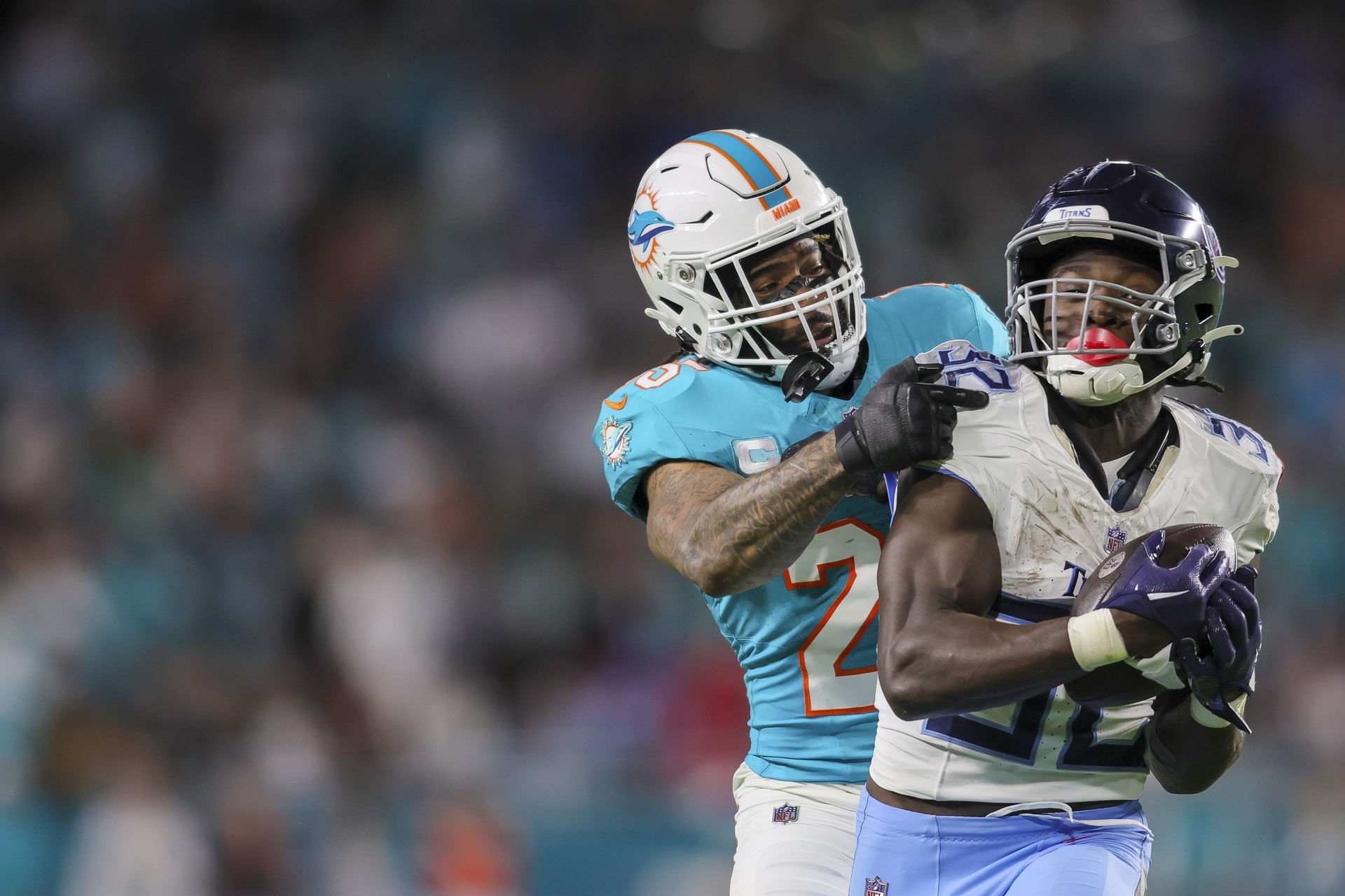 NFL: Tennessee Titans at Miami Dolphins - Source: Imagn