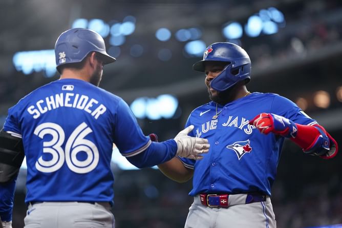 "Vladimir Guerrero Jr. was pissed at me" - Davis Schneider reveals what really went down during viral moment with $500,000,000 Blue Jays superstar