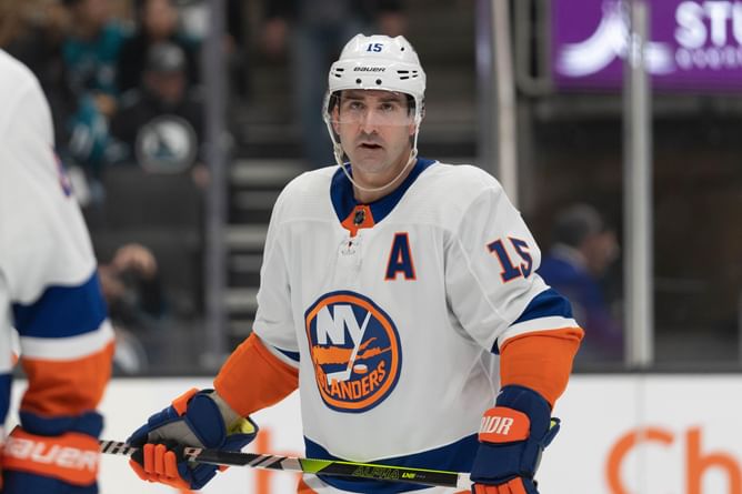 Ex-Islander Cal Clutterbuck gets 100% honest about his relationship with former GM Lou Lamoriello