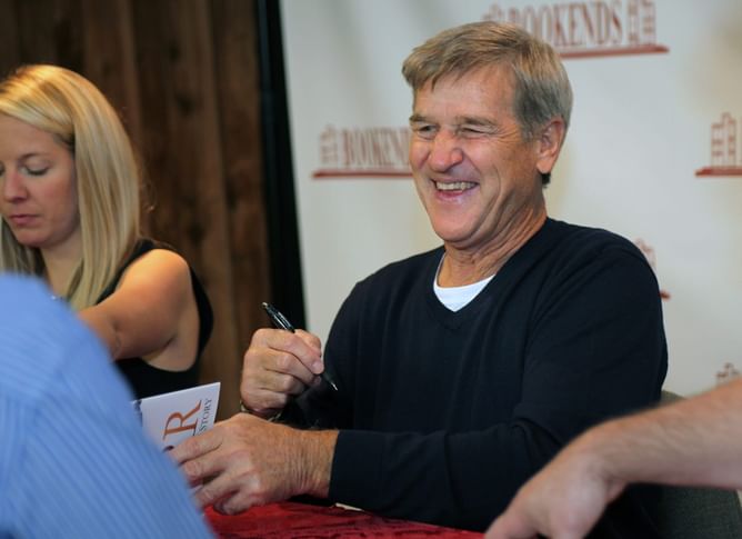 MUST-SEE: Back when Bobby Orr went flying through the air to win the Stanley Cup