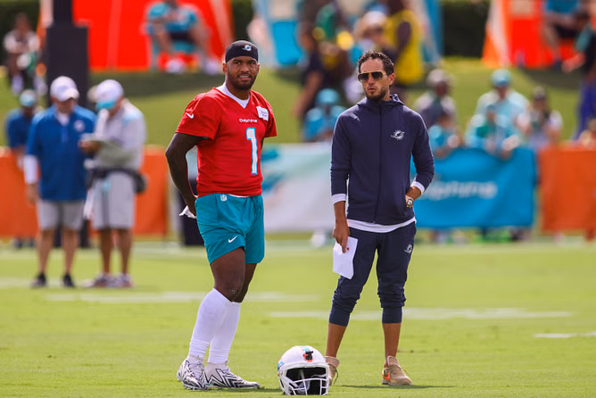 "He got an executive order last night": Mike McDaniel reiterates Donald Trump's remark on Tua Tagovailoa's health ahead of 2025 NFL season