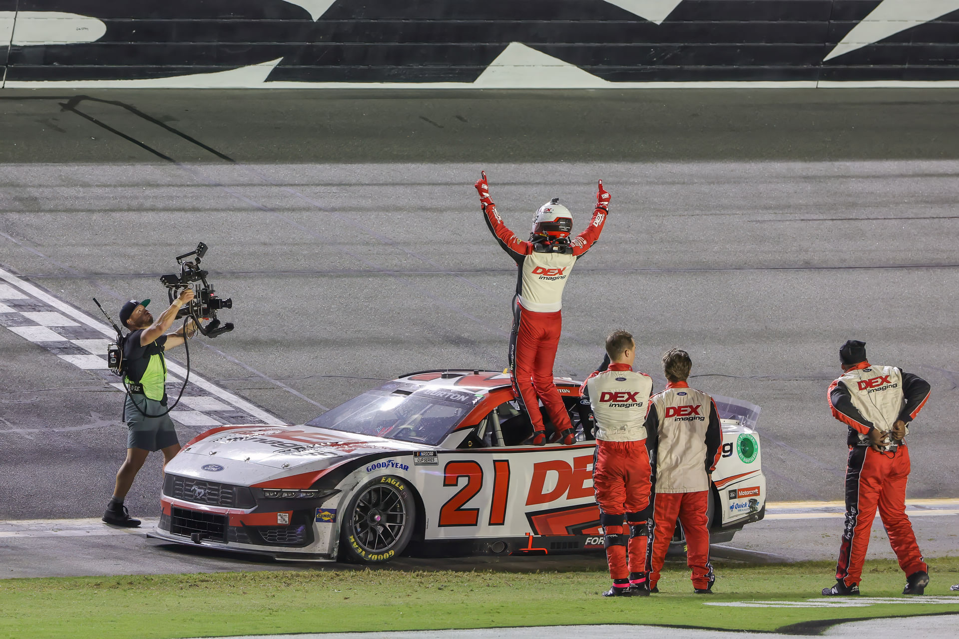 NASCAR: Coke Zero Sugar 400 - Source: Imagn