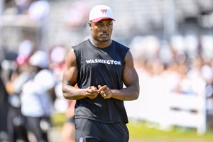 Jayden Daniels' mom Regina makes her feelings known as Terry McLaurin signs $96,000,000 extension