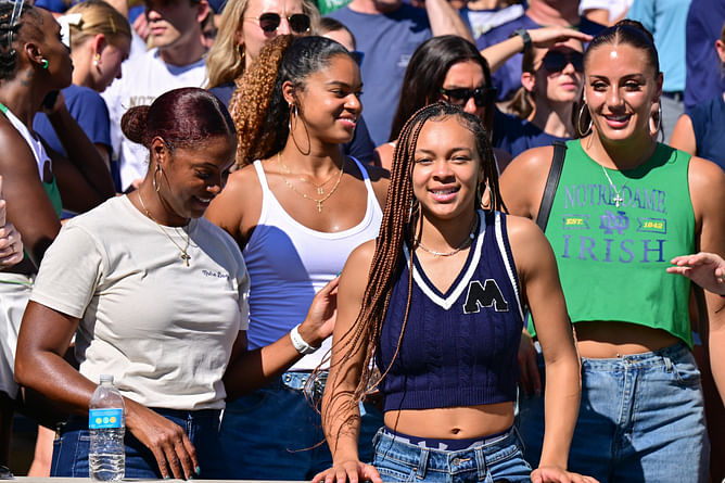 Notre Dame HC Niele Ivey, Kylee Watson and more shower love as Hannah Hidalgo shares snaps in stylish summer outfits