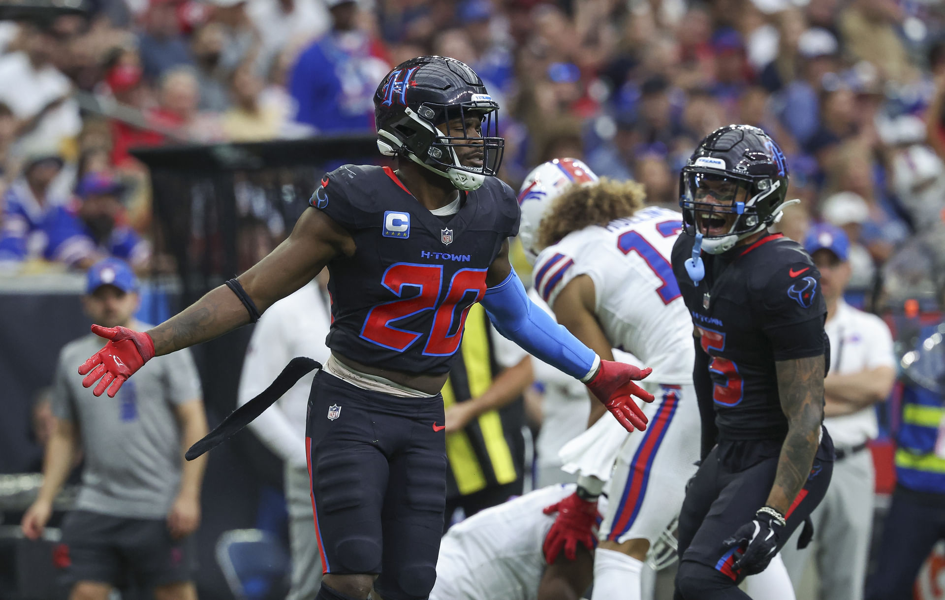 NFL: Buffalo Bills at Houston Texans - Source: Imagn
