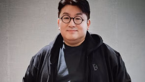 HYBE HQ receives month-long, broad scope police raid over Bang Si-hyuk’s alleged fraudulent IPO dealings