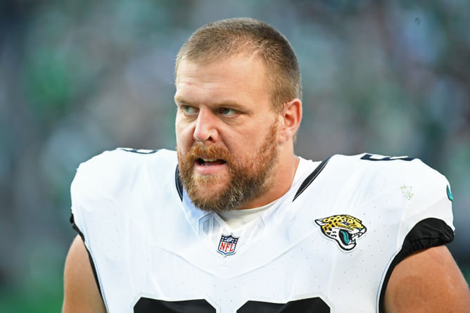 “Should’ve stayed in Washington”: NFL fans react to Brandon Scherff announcing retirement after 10 seasons