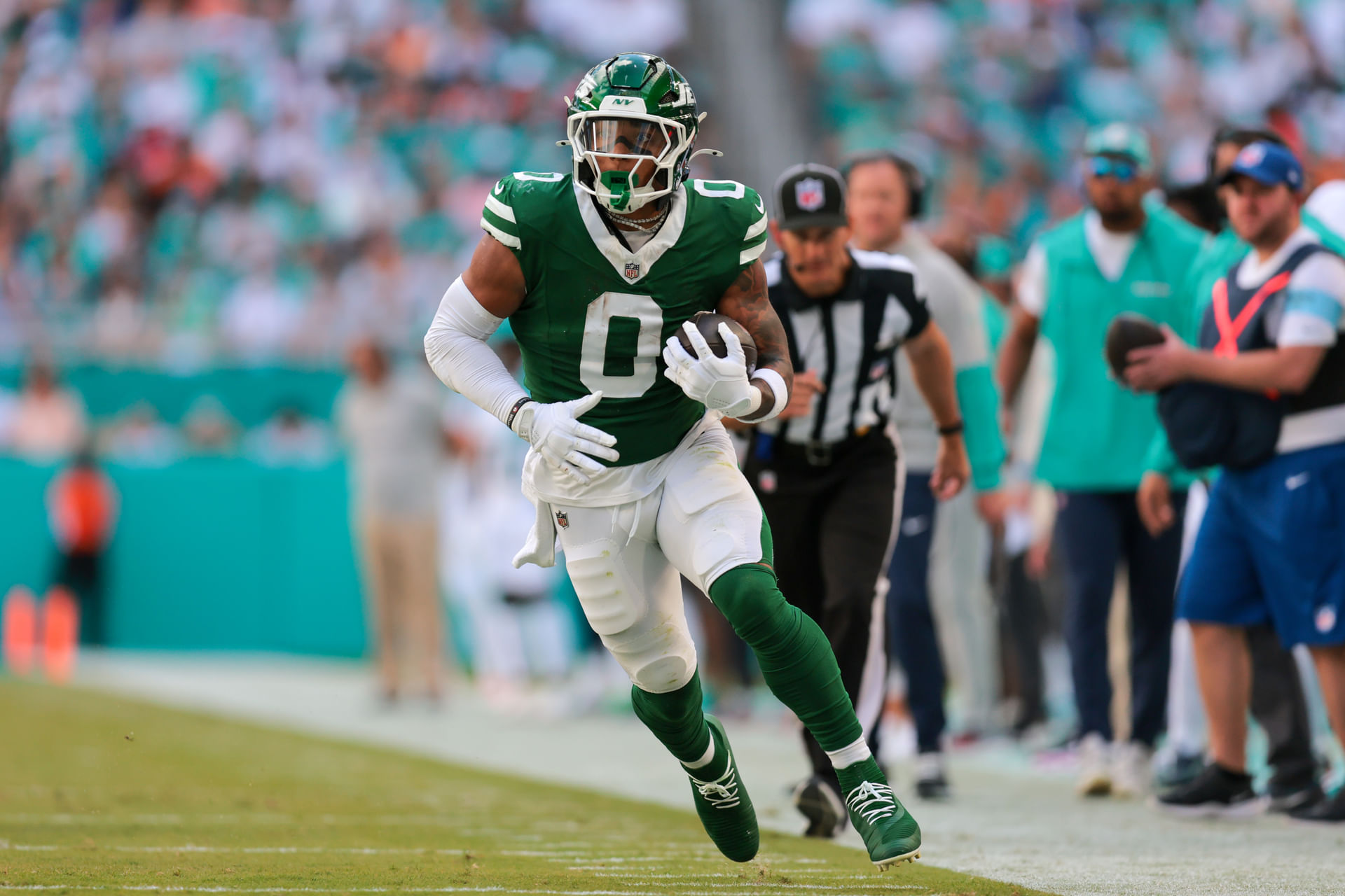 NFL: New York Jets at Miami Dolphins - Source: Imagn