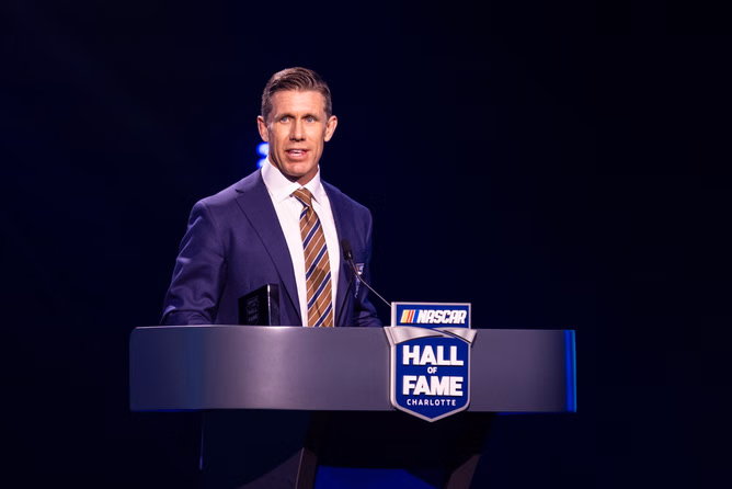 "We’re not gonna quit": When Carl Edwards fought through struggles to keep his NASCAR title hopes alive