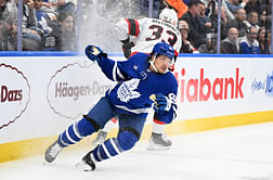 "Now trade him" "Ruined this man’s career": NHL fans react as Maple Leafs' Nick Robertson avoids arbitration by settling for $1.825M deal