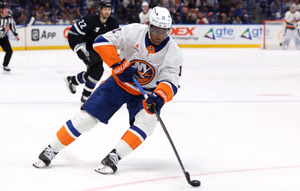 Islanders' Anthony Duclair finally breaks silence after mystery absence; weighs in on Matthew Schaefer pick