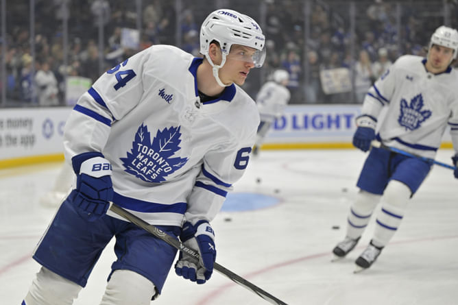 Jay Rosehill opines $8,400,000 Maple Leafs forward is more desirable as trade fodder than David Kampf