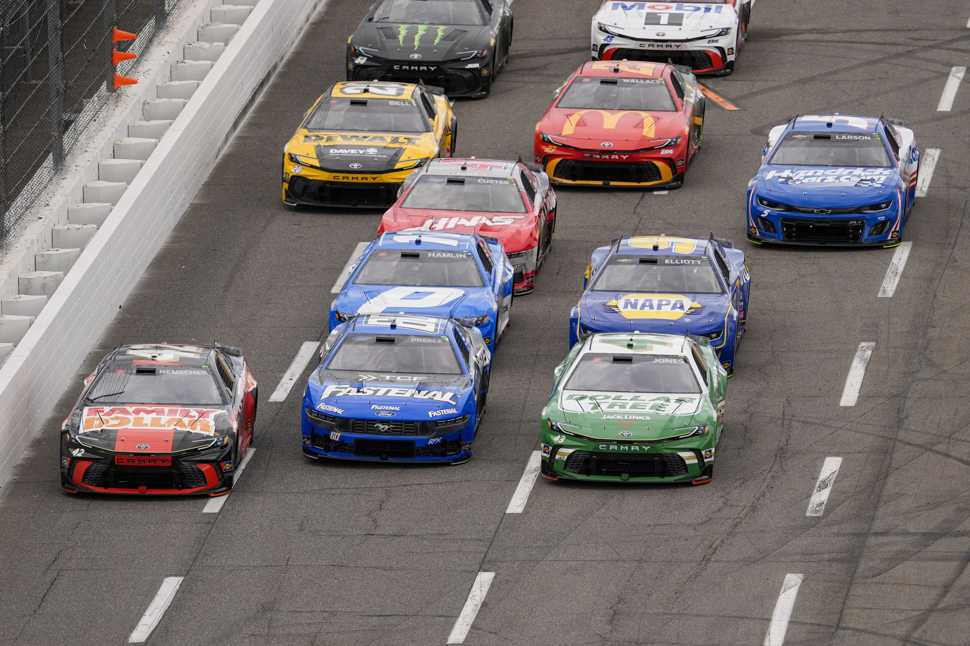 NASCAR: NASCAR Cup Series Race at Martinsville - Source: Imagn