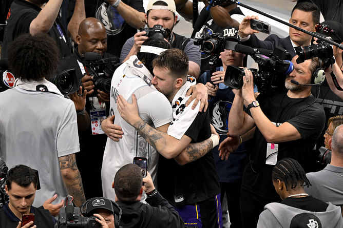 "I slept like 30 minutes that night" - Shams Charania reveals BTS of viral Luka Doncic-Lakers trade tweet while highlighting struggles of NBA insider